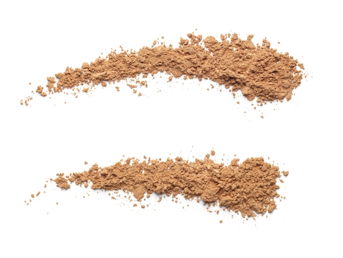 Mineral powder, efektif untuk menyamarkan pori-pori yang besar