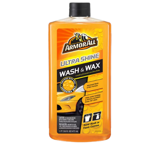 Kandungan wax, memberikan kilau lebih setelah pencucian mobil