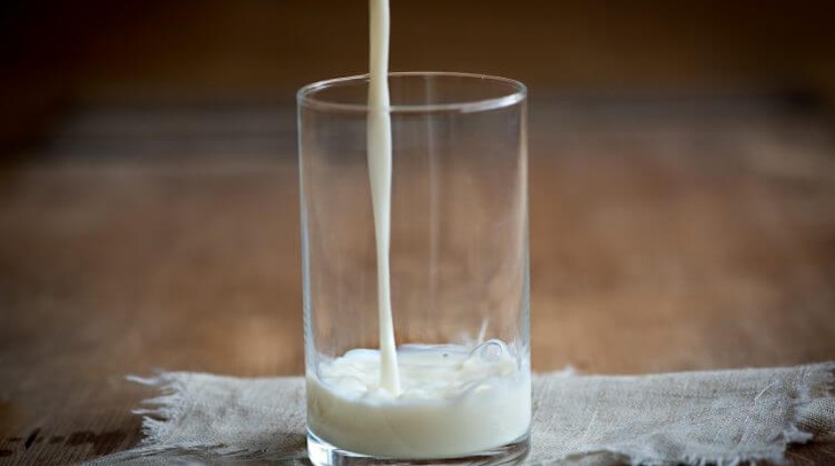 7 Rekomendasi Produk Susu Ibu Hamil yang Baik untuk Mengurangi Rasa Mual