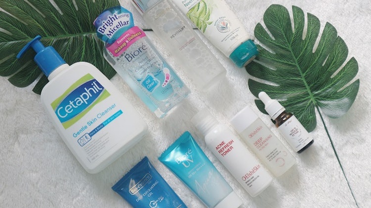 7 Skincare Untuk Kulit Berminyak Dan Mudah Berjerawat Rekomendasi Lifestyle Blogger Cici Desri Mybest