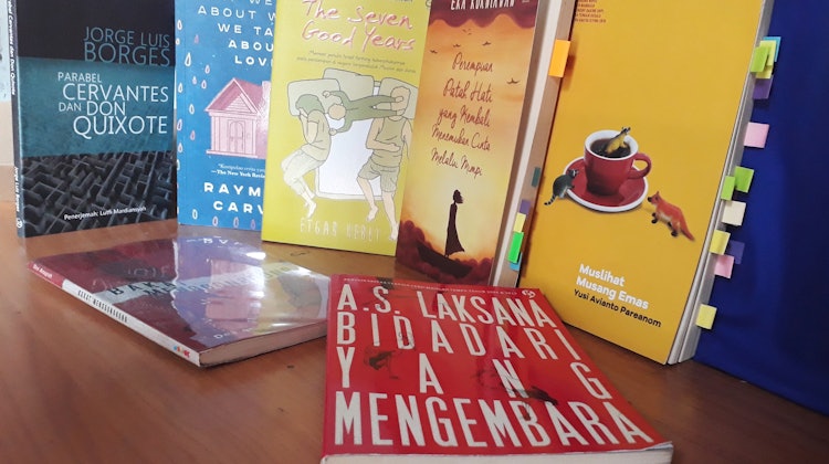 7 Rekomendasi Buku Kumpulan Cerita Yang Asyik Dibaca Ulang Saat Dirumahaja Mybest 7 Rekomendasi Buku Kumpulan Cerita Yang Asyik Dibaca Ulang Saat Dirumahaja Mybest