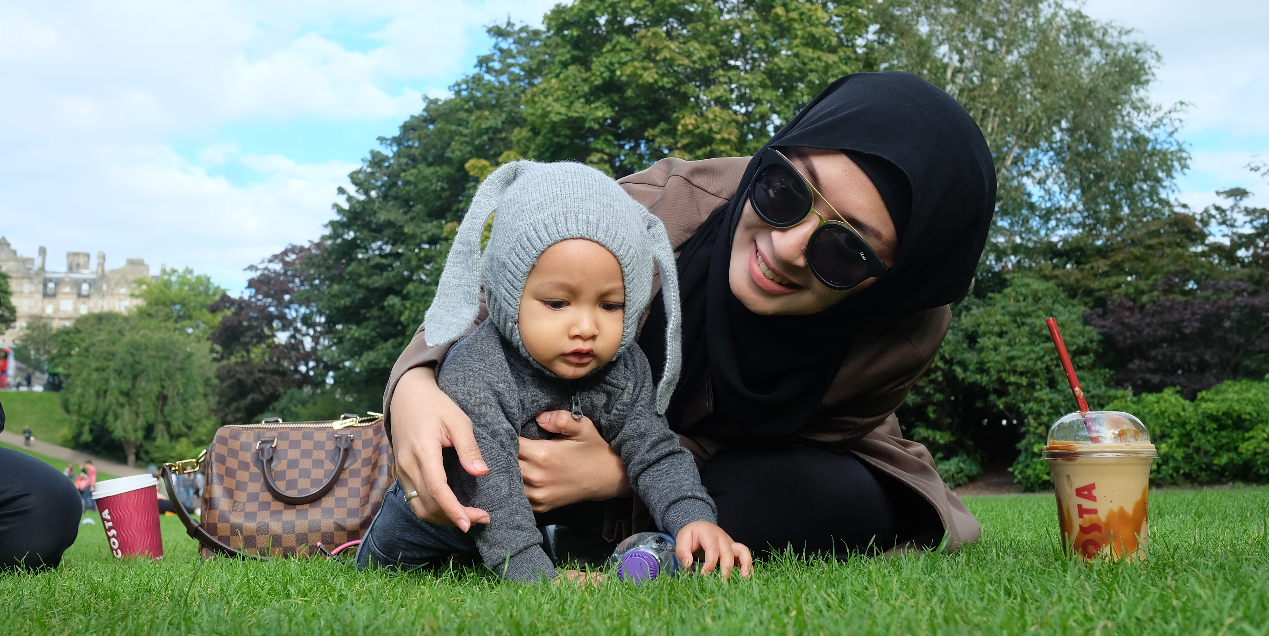 10 Rekomendasi Perlengkapan untuk Membawa Bayi Travelling ke Luar Negeri 