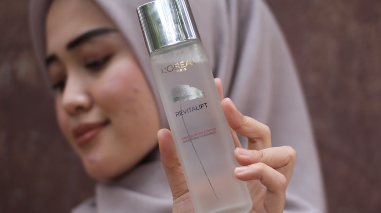 8 Produk Skincare Yang Ampuh Untuk Menghilangkan Bekas Jerawat Lama Rekomendasi Beauty Blogger Via Ds Mybest