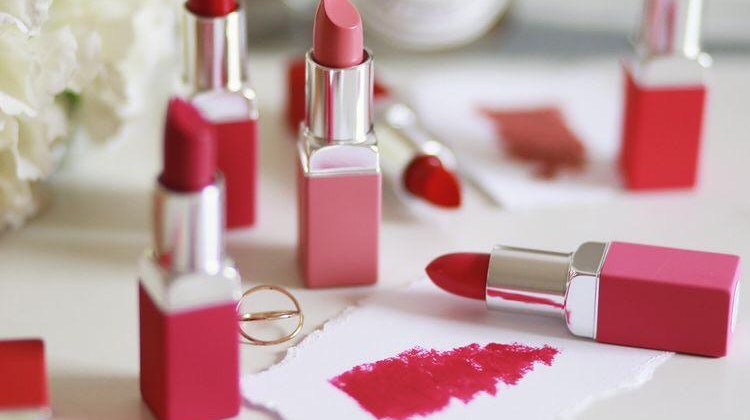 7 Rekomendasi Produk Lipstik Yang Tahan Lama Ala Artis Korea Mybest Jenama lipstik yang bagus 7 Rekomendasi Produk Lipstik Yang Tahan Lama Ala Artis Korea Mybest Jenama lipstik yang bagus