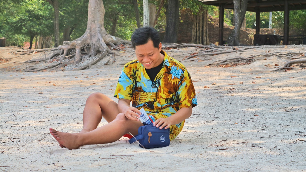 7 Rekomendasi Produk Skincare untuk Pria yang Sebaiknya Dibawa Saat Traveling 