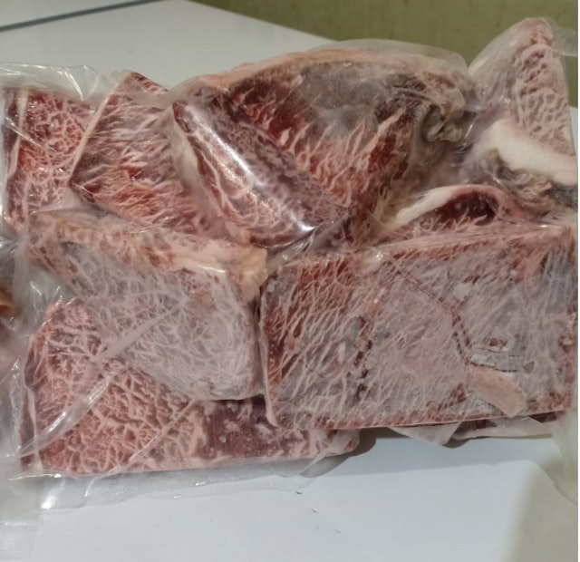 Happy Meat n Fish Wagyu Steak 1kg 1