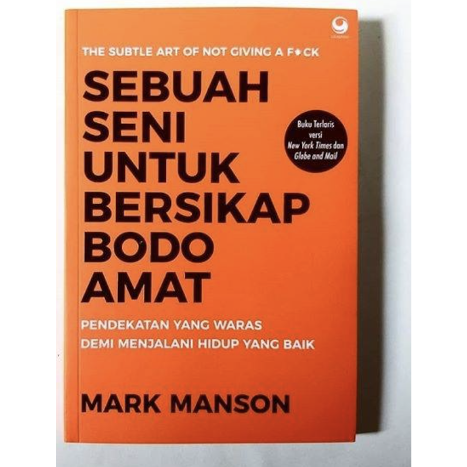 Mark Manson Sebuah Seni untuk Bersikap Bodo Amat translation missing: id.activerecord.decorators.item_part_image/alt