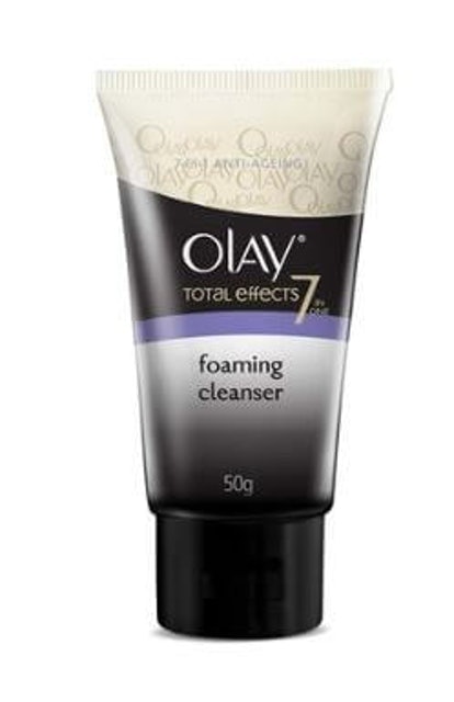 Olay Total Effects 7 in One Foaming Cleanser 1