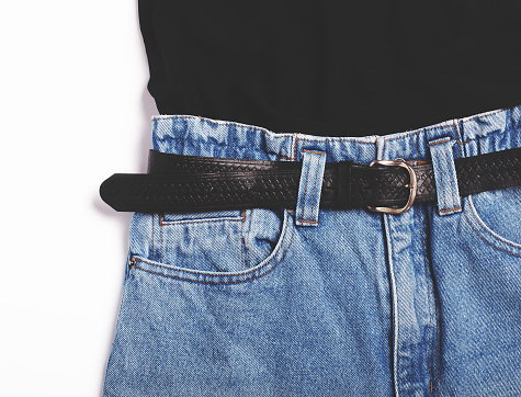 10 Rekomendasi Baggy Jeans Terbaik 