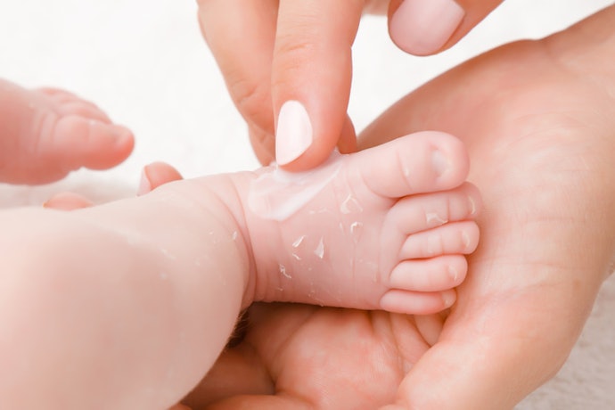 Produk khusus bayi, untuk melindungi kulit si kecil