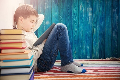 Buku, untuk anak yang gemar membaca atau mendengarkan dongeng