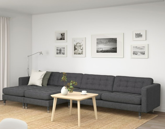 Sofa modular: Bisa diatur-atur letak seater-nya sesuai kebutuhan Anda
