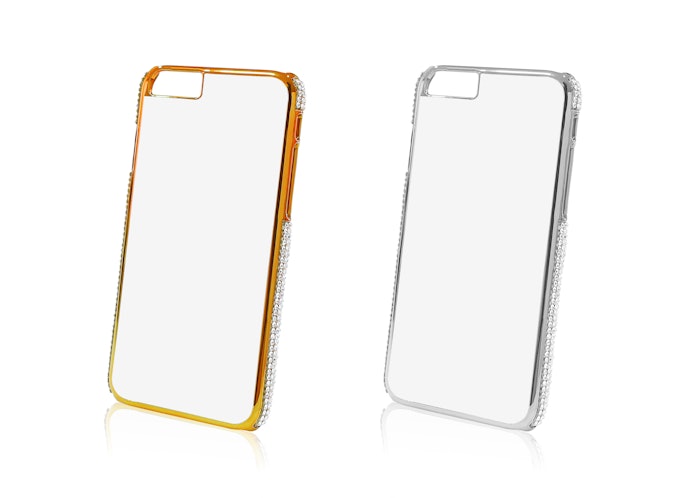Pertimbangkan case transparan supaya warna asli iPhone tetap kelihatan