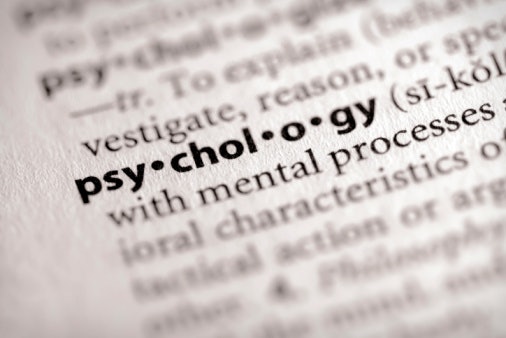 Psikologi: Menekankan kondisi psikis tokohnya