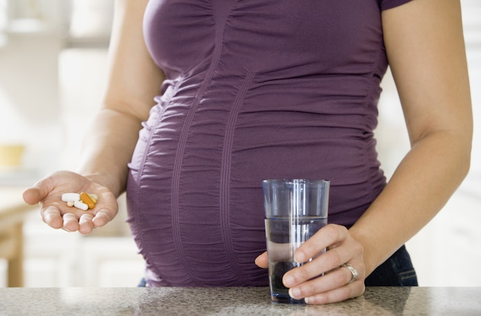 Perlukah mengonsumsi suplemen saat hamil?