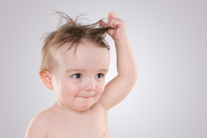 Apa perbedaan minyak rambut dan hair lotion untuk bayi?