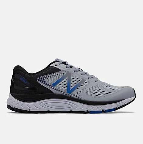 new balance light trainers