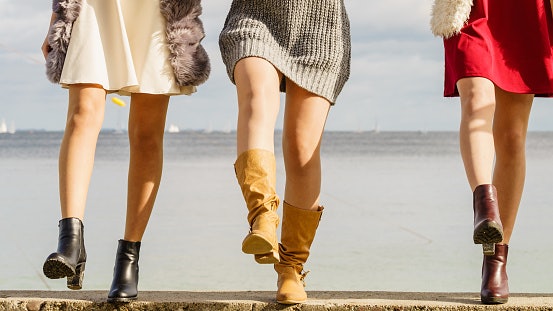 Tips memadukan sepatu boots untuk wanita
