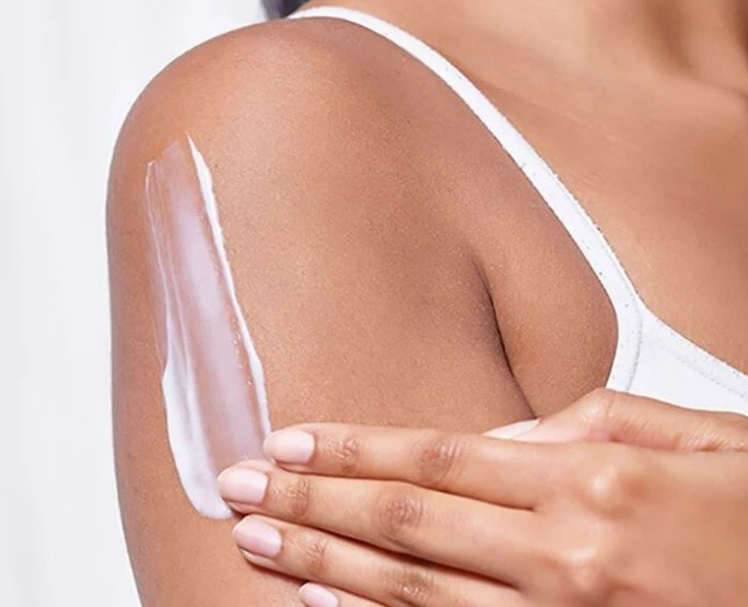 Apa perbedaan CeraVe moisturizer lotion dan cream?
