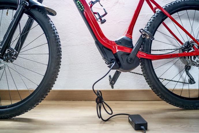 Tips merawat baterai sepeda listrik