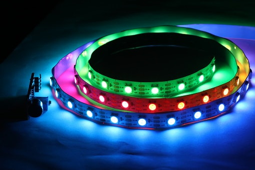 LED strip 5050: Paling terang, cocok untuk bidang hiburan