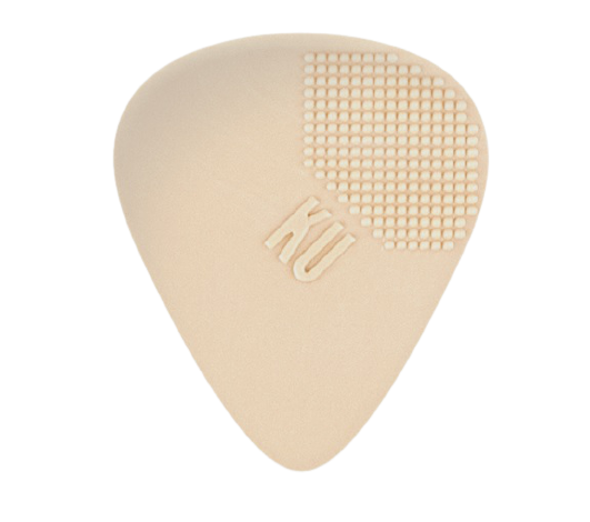 Teardrop pick, pick tipe standar yang banyak digunakan oleh gitaris