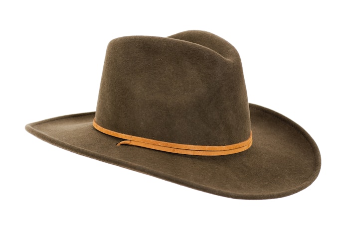 Cowboy hat: Berikan kesan gagah dan keren