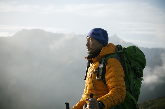 Mendaki gunung: Kenakan jaket yang dapat menghangatkan