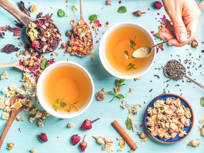 Kelebihan dan manfaat teh herbal
