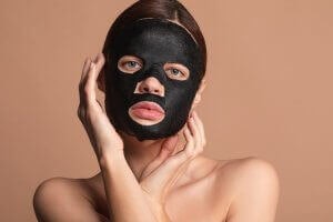 Sheet mask: Memberikan kelembapan ekstra pada kulit