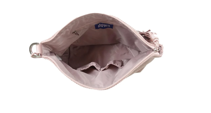 Pastikan ada furing atau lapisan dalam agar tas tidak mudah rusak