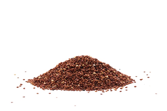 Quinoa merah: Kaya rasa dan teksturnya kenyal, pas untuk campuran salad
