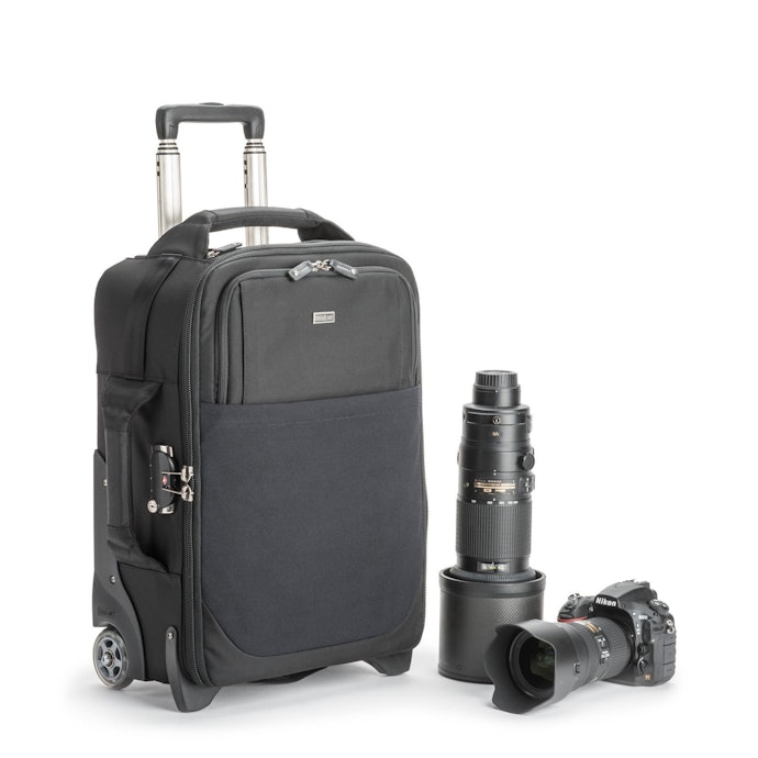 Tas carry-on: Didesain khusus untuk melindungi kamera