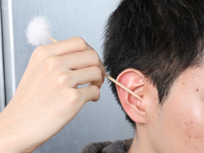 Cara membersihkan telinga dengan tepat dan aman