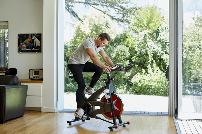 10 Rekomendasi Sepeda Fitness (Spinning 