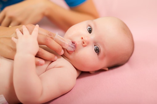 Sikat gigi jari atau teether, aman untuk bayi usia 6-8 bulan ke atas
