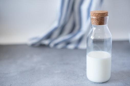 Pertimbangkan produk berpenutup untuk menjaga kualitas susu