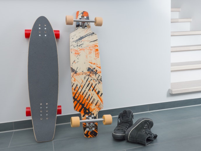 Longboard deck: Cocok untuk skateboarding tanpa trik