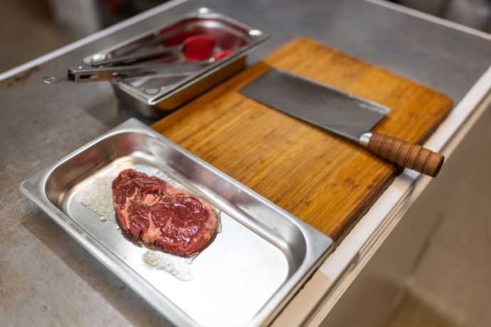 Stainless steel, baja tahan karat yang aman untuk memotong daging