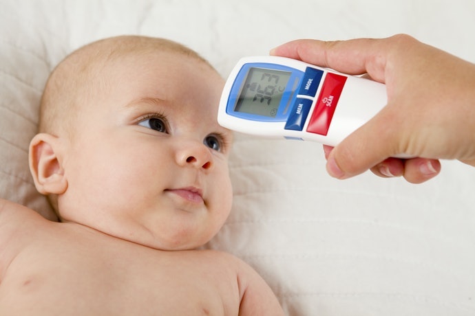 Tipe infrared nonkontak, untuk bayi yang cenderung rewel