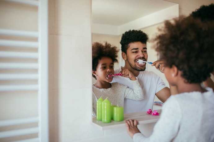 Pilihlah pasta gigi dengan perasa untuk anak-anak