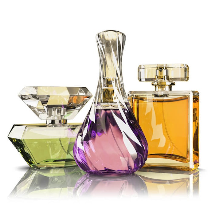 Pilih konsentrasi parfum sesuai kondisi pemakaian