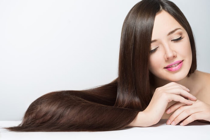 Lengkapi perawatan rambut Anda dengan memakai conditioner dan hair vitamin