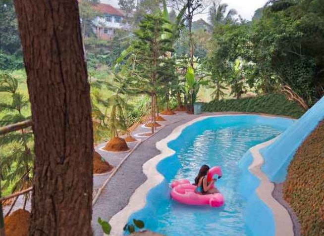Swimming pool: Membuat aktivitas liburan tidak monoton