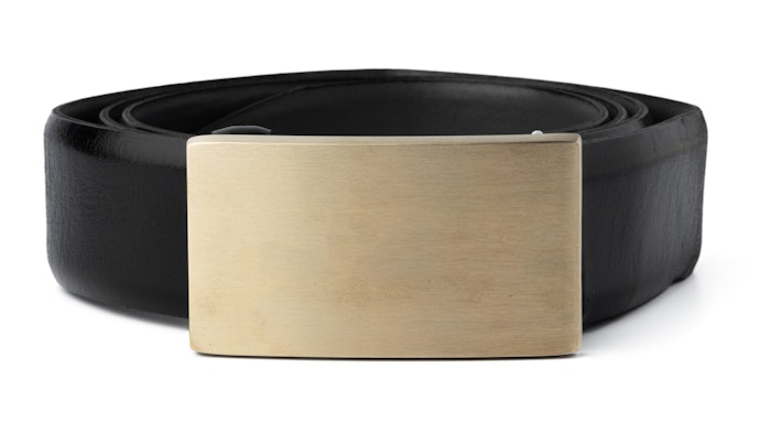 Untuk melangkapi tampilan elegan: Elasticized belt, chain belt, slim belt