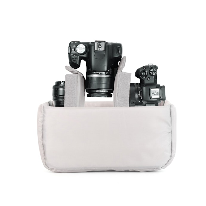 Ubah tas favorit menjadi tas kamera dengan menambahkan inner case