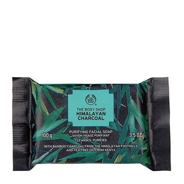 The Body Shop Himalayan Charcoal Purifying Facial Soap 1