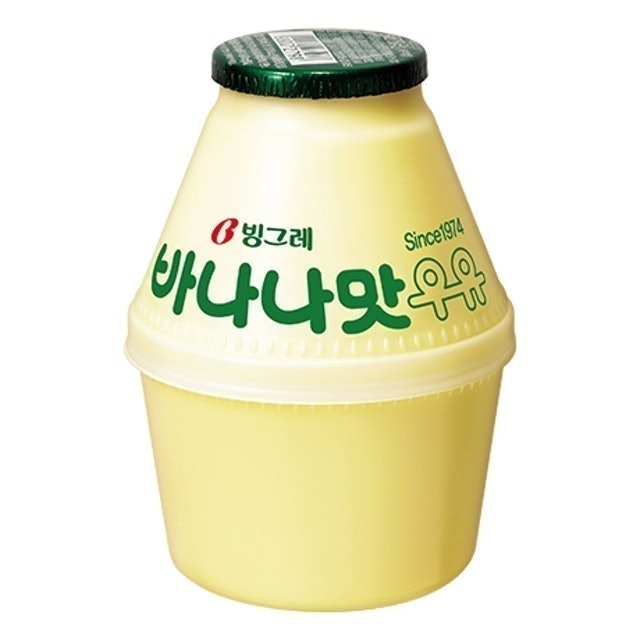 Binggrae Banana-Flavored Milk 1