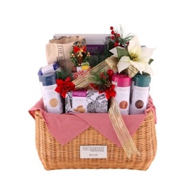The Harvest Hamper Deluxe 1