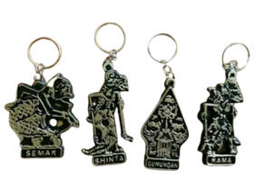 Gantungan Kunci Wayang Rama Sinta 1
